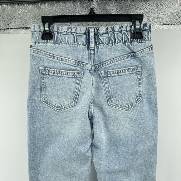 Gap Girls High Rise Paperbag Mom Jeans Light Wash Size 7 - Picture 8 of 13